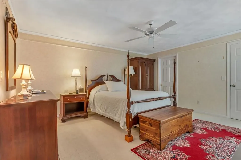 18 Caddy Rock Road North Kingstown RI 02852