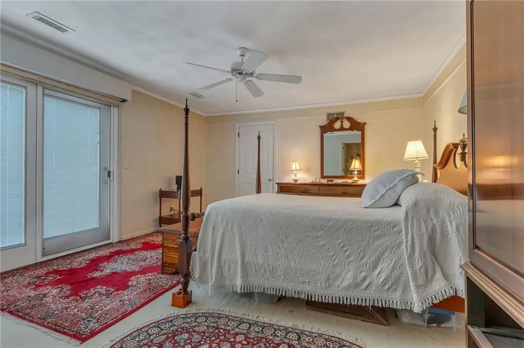 18 Caddy Rock Road North Kingstown RI 02852
