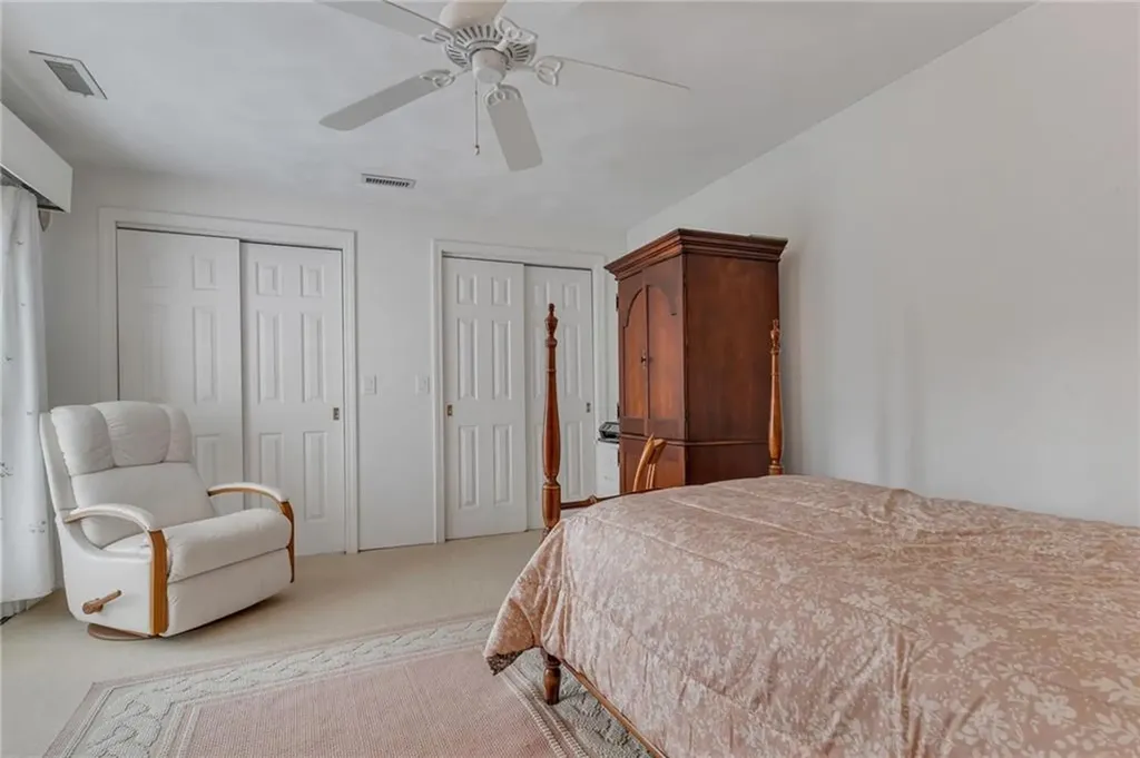 18 Caddy Rock Road North Kingstown RI 02852