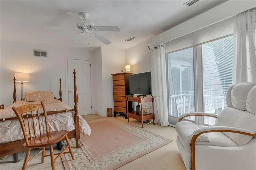 18 Caddy Rock Road North Kingstown RI 02852