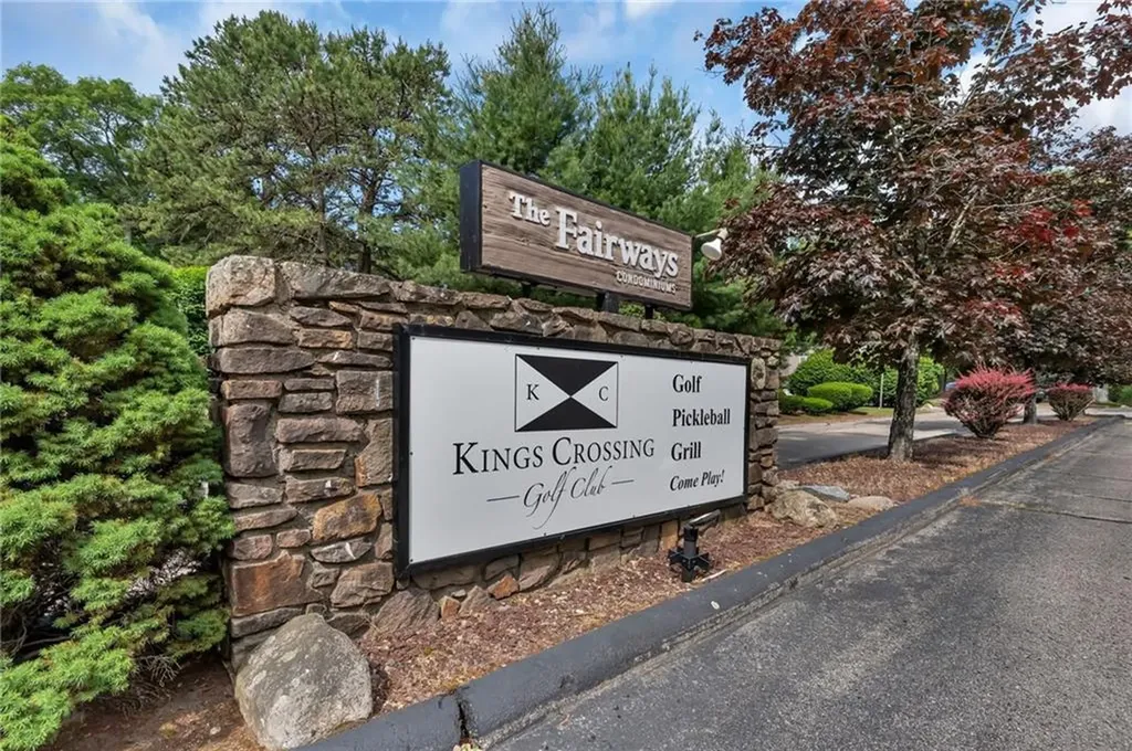 18 Caddy Rock Road North Kingstown RI 02852
