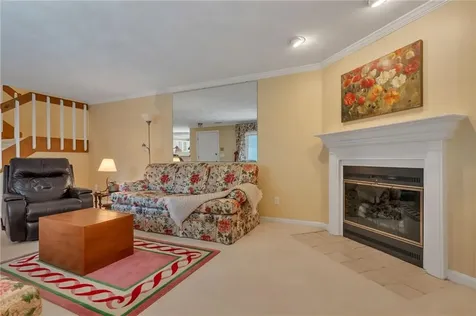 18 Caddy Rock Road North Kingstown RI 02852