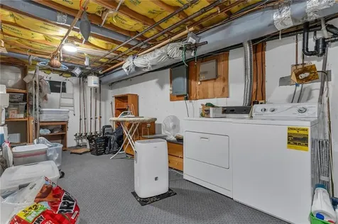 18 Caddy Rock Road North Kingstown RI 02852