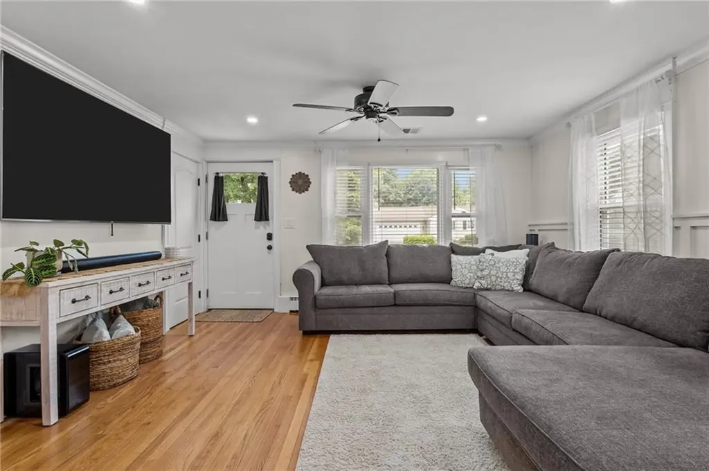 33 Fairhaven Drive Cumberland RI 02864