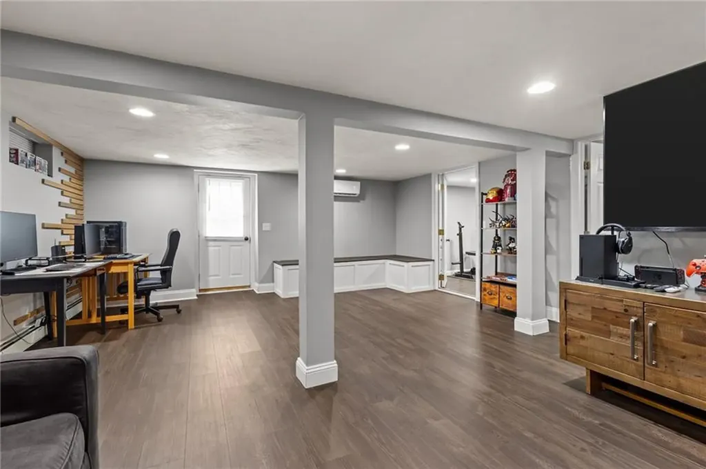 33 Fairhaven Drive Cumberland RI 02864