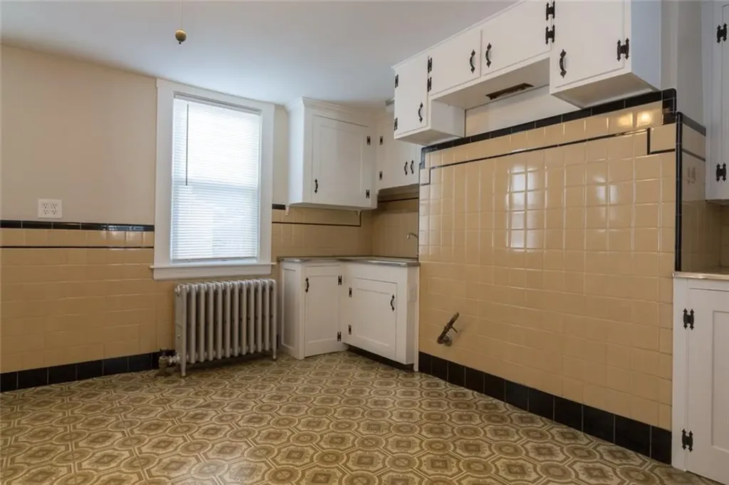 185 Carpenter Street Providence RI 02903