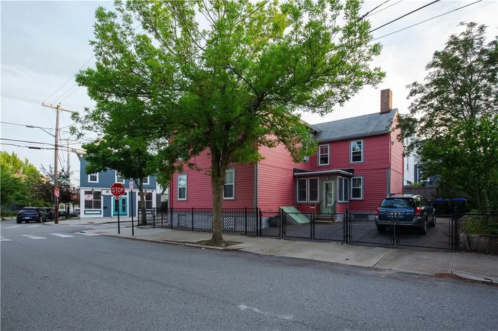 185 Carpenter Street Providence RI 02903