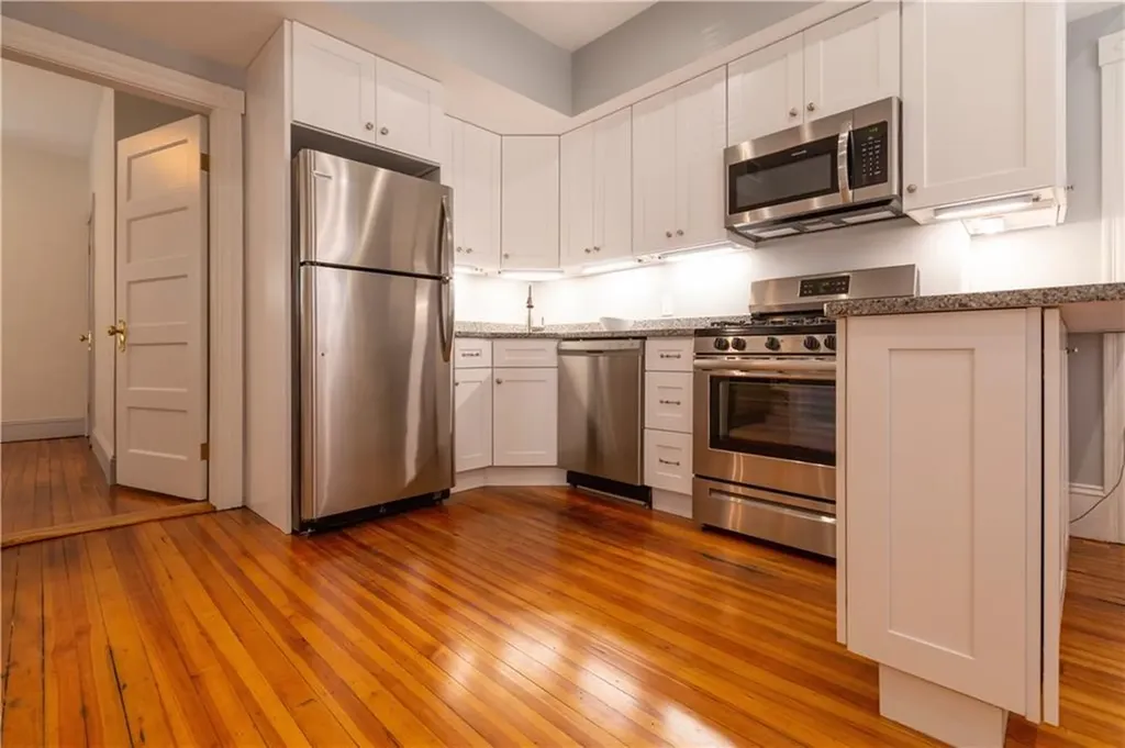 174 Broadway Providence RI 02903