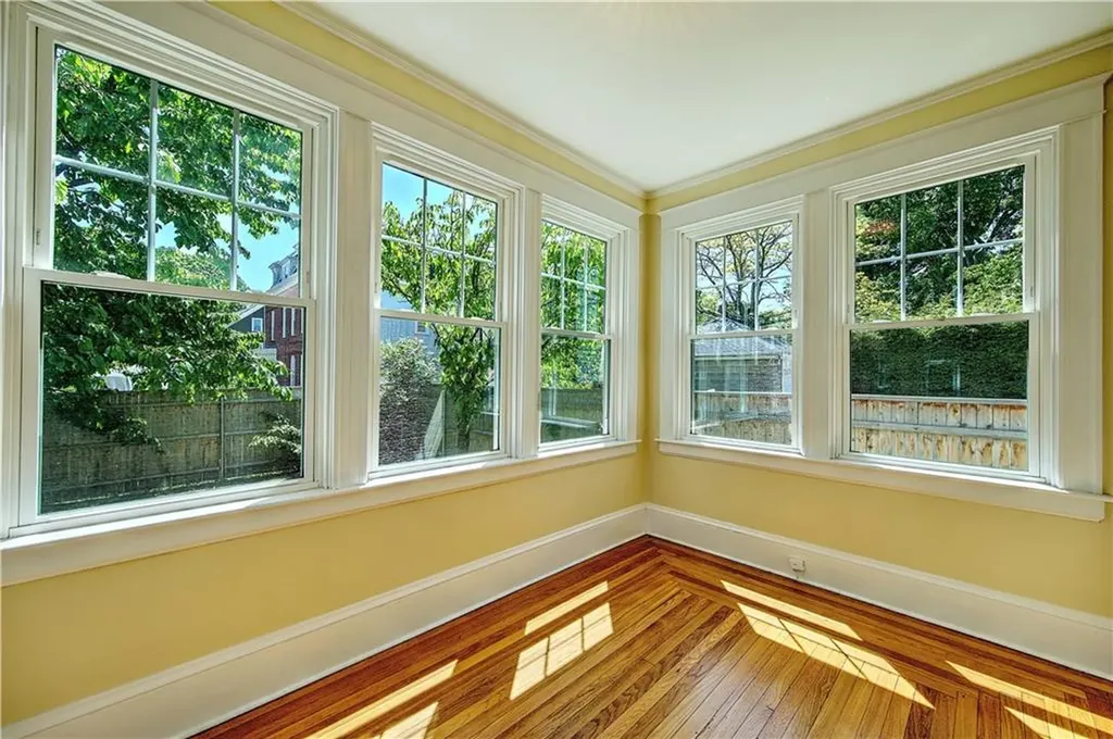 67 69 E Manning Street Providence RI 02906