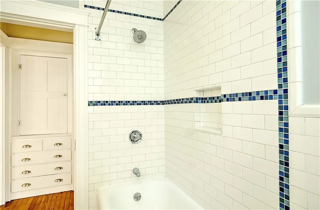 67 69 E Manning Street Providence RI 02906