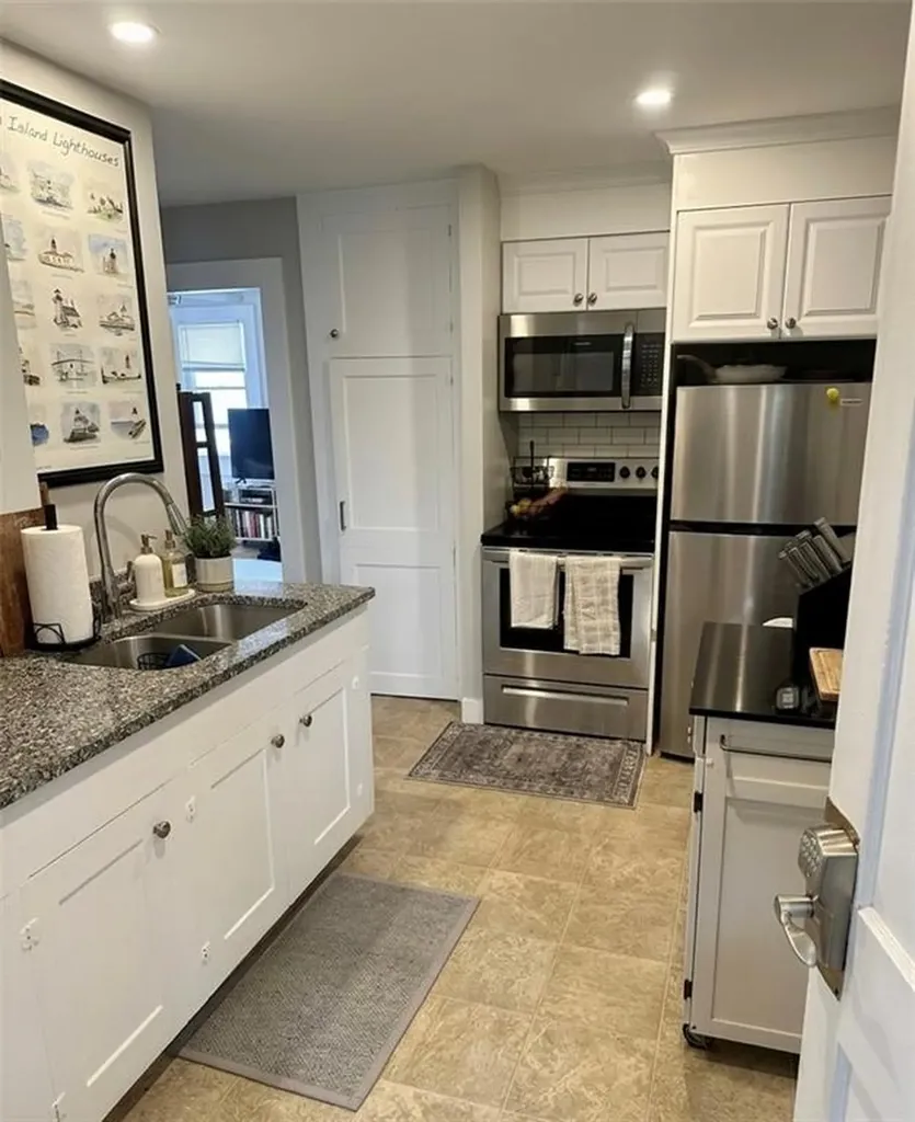1 Phillips Street North Kingstown RI 02852