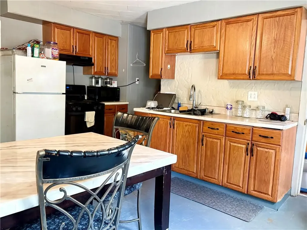 510 Bernon Street Woonsocket RI 02895