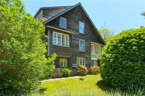 6 8 Chapel Place Westerly RI 02891