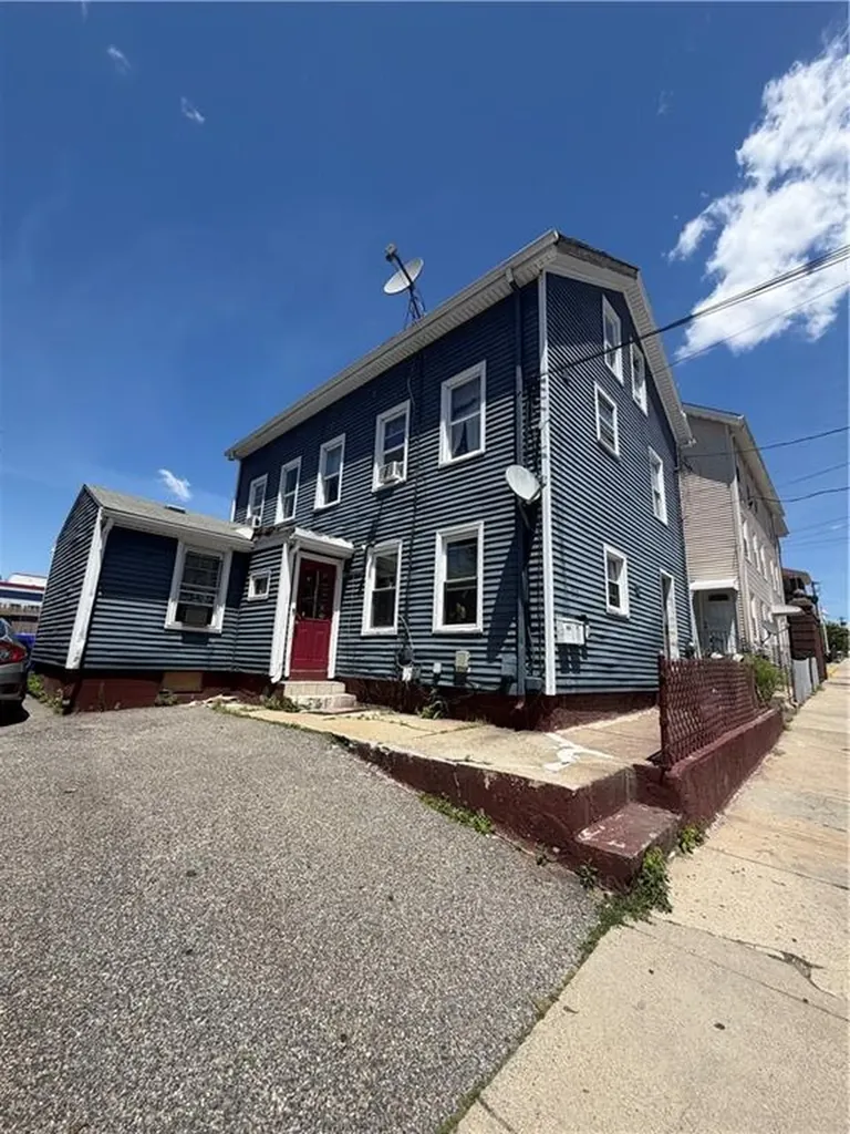 373 Cowden Street Central Falls RI 02863