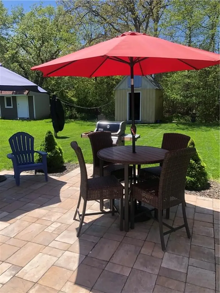 15 Deangelis Drive Narragansett RI 02882