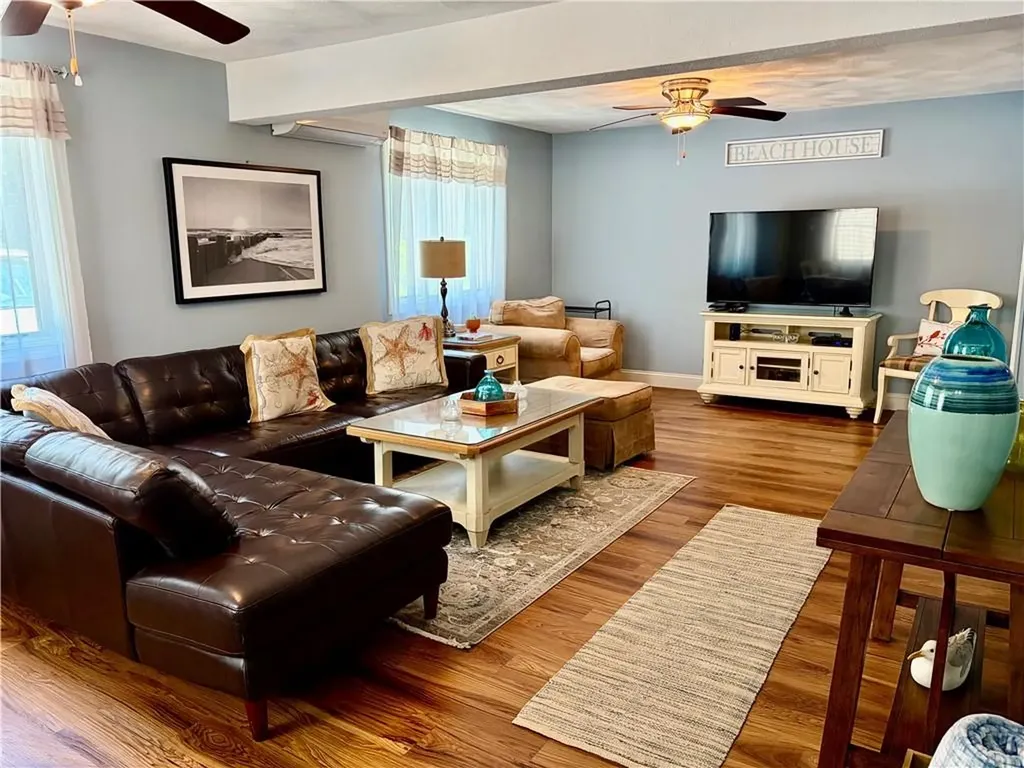 15 Deangelis Drive Narragansett RI 02882