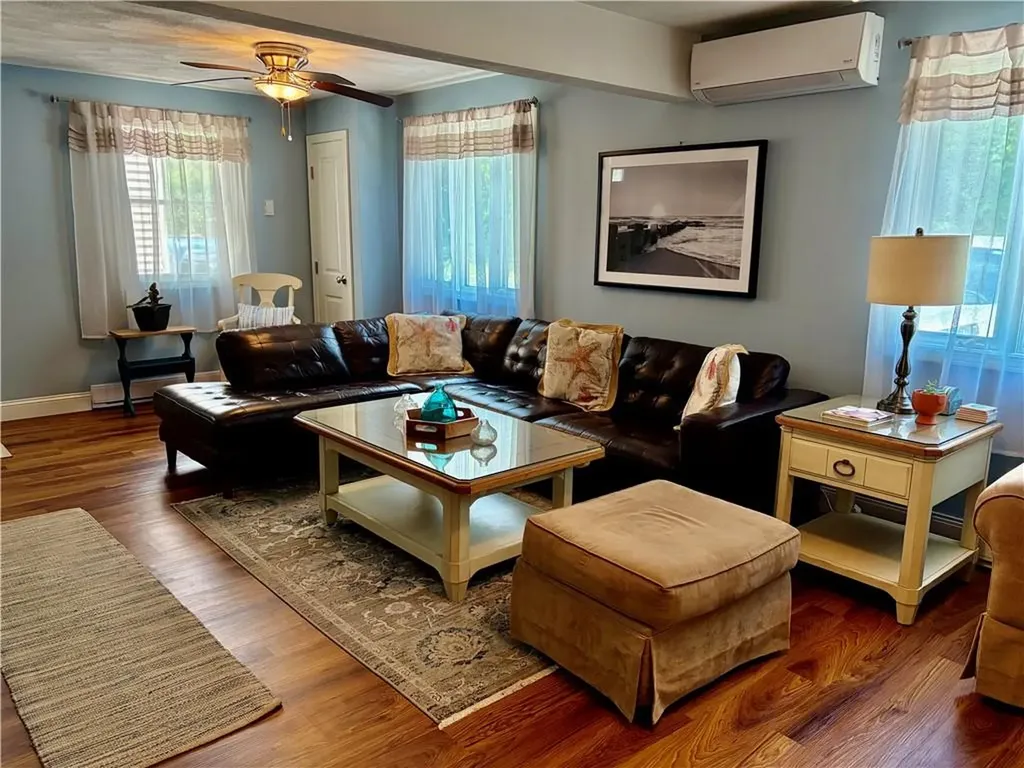 15 Deangelis Drive Narragansett RI 02882