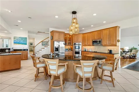 149 Nanaquaket Road Tiverton RI 02878