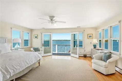 149 Nanaquaket Road Tiverton RI 02878
