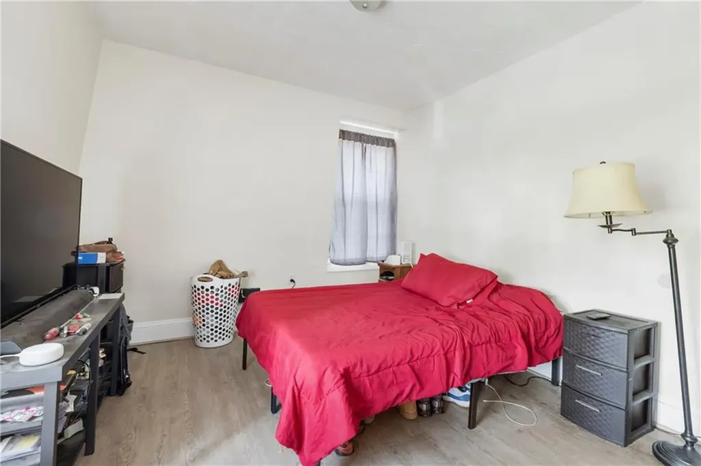 584 N North Main Street Woonsocket RI 02895