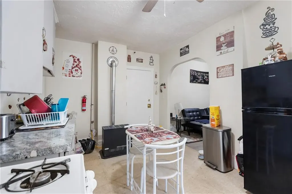 584 N North Main Street Woonsocket RI 02895