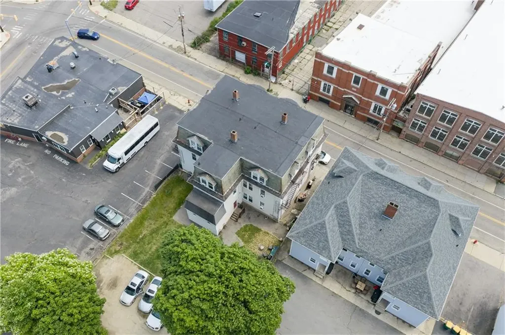 584 N North Main Street Woonsocket RI 02895
