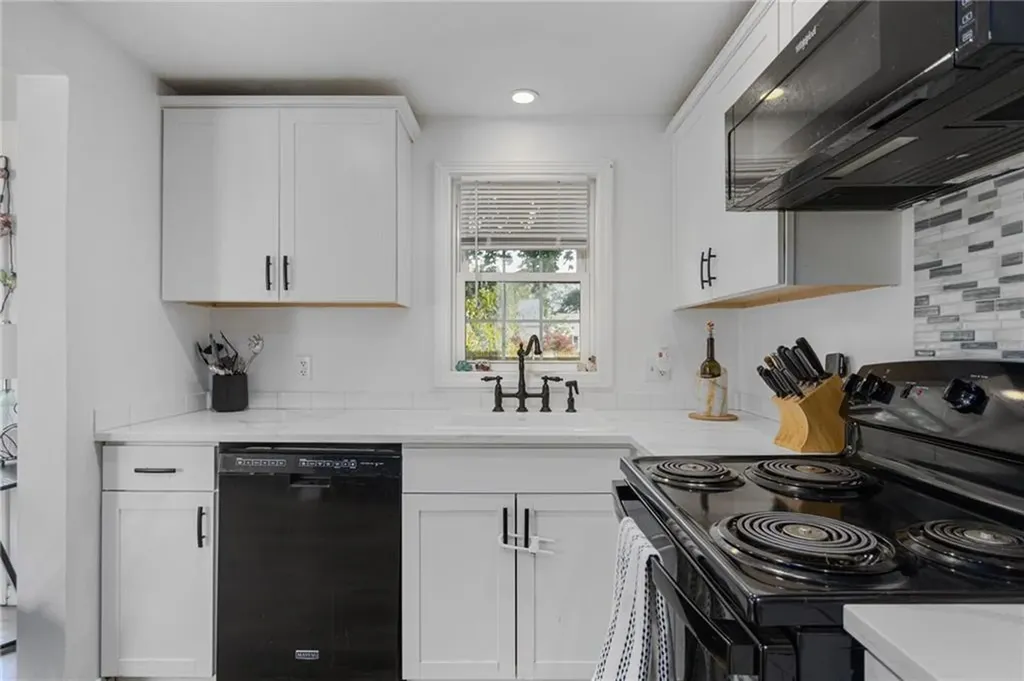 100 Penguin Avenue Warwick RI 02818
