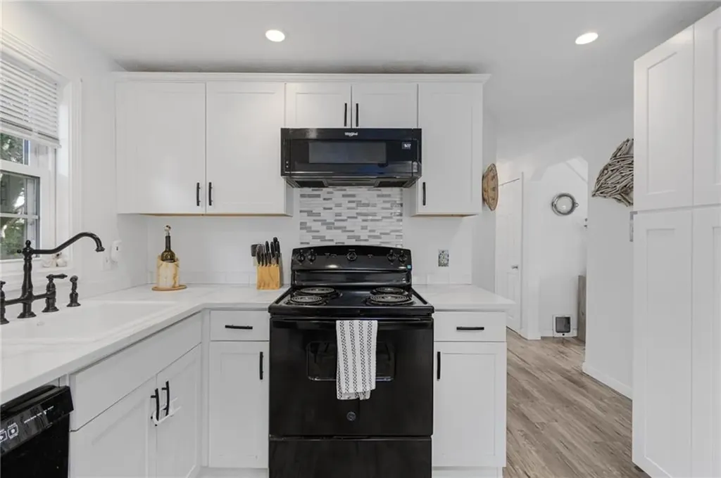 100 Penguin Avenue Warwick RI 02818