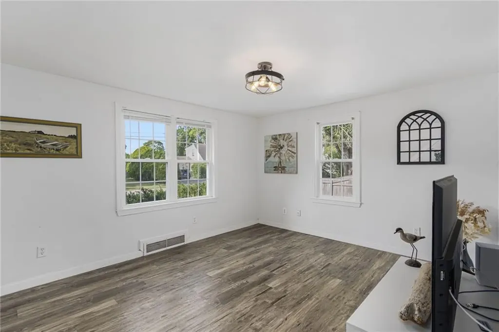 100 Penguin Avenue Warwick RI 02818