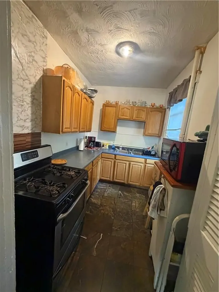 147 Parade Street Providence RI 02907