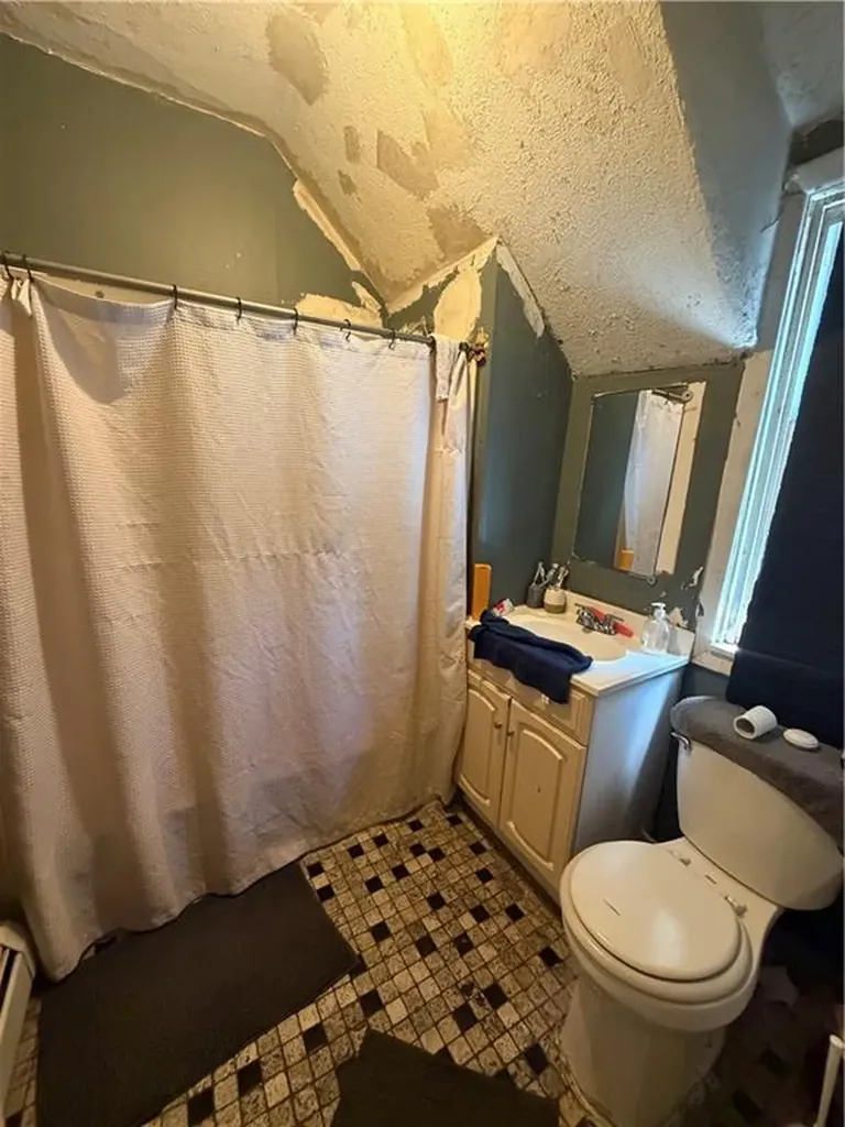 147 Parade Street Providence RI 02907