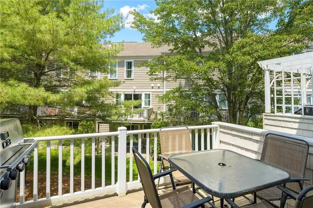 1 New Road East Providence RI 02916