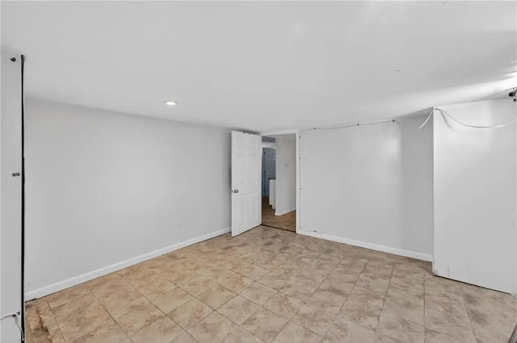 54 Joslin Street Providence RI 02909