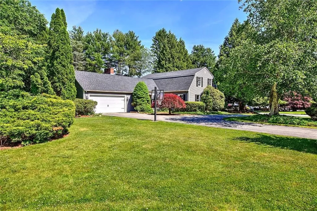 15 Sylvia Lane Lincoln RI 02865