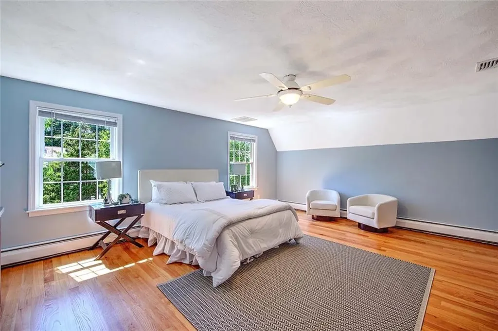 15 Sylvia Lane Lincoln RI 02865