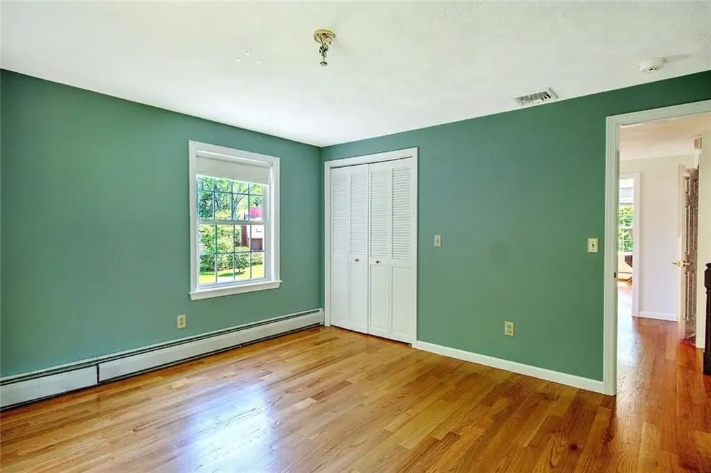 15 Sylvia Lane Lincoln RI 02865