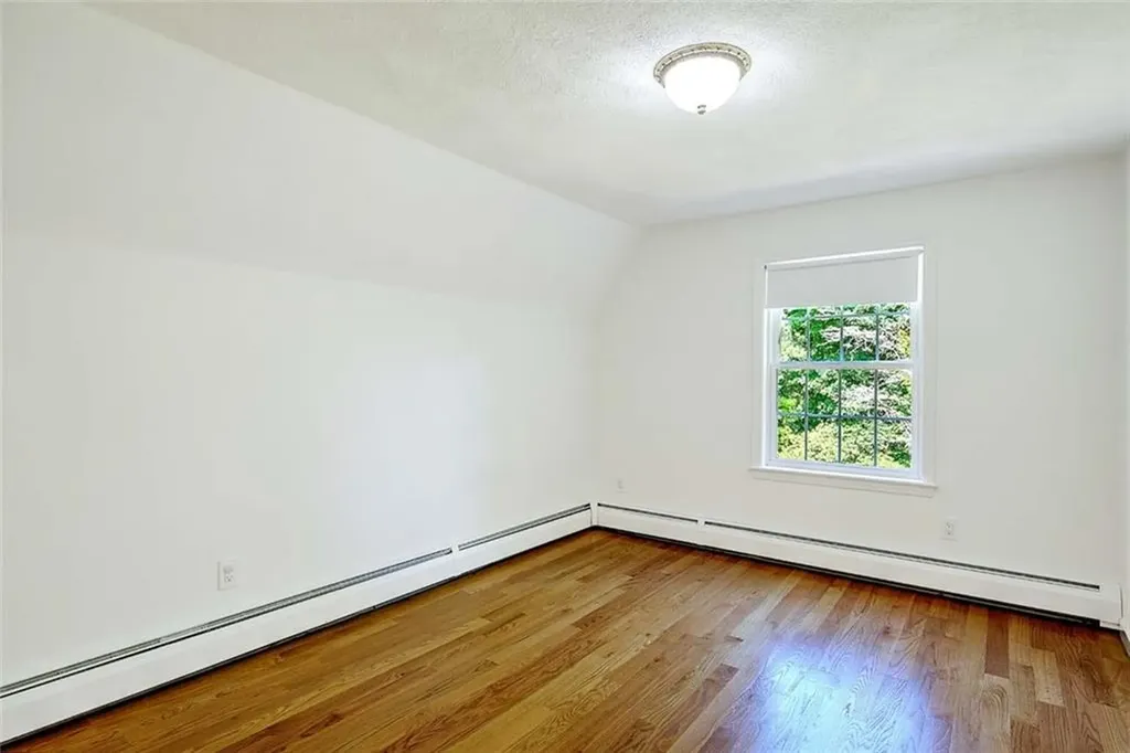 15 Sylvia Lane Lincoln RI 02865