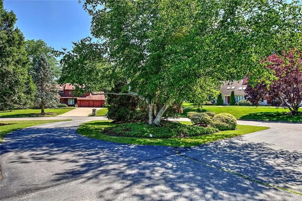 15 Sylvia Lane Lincoln RI 02865