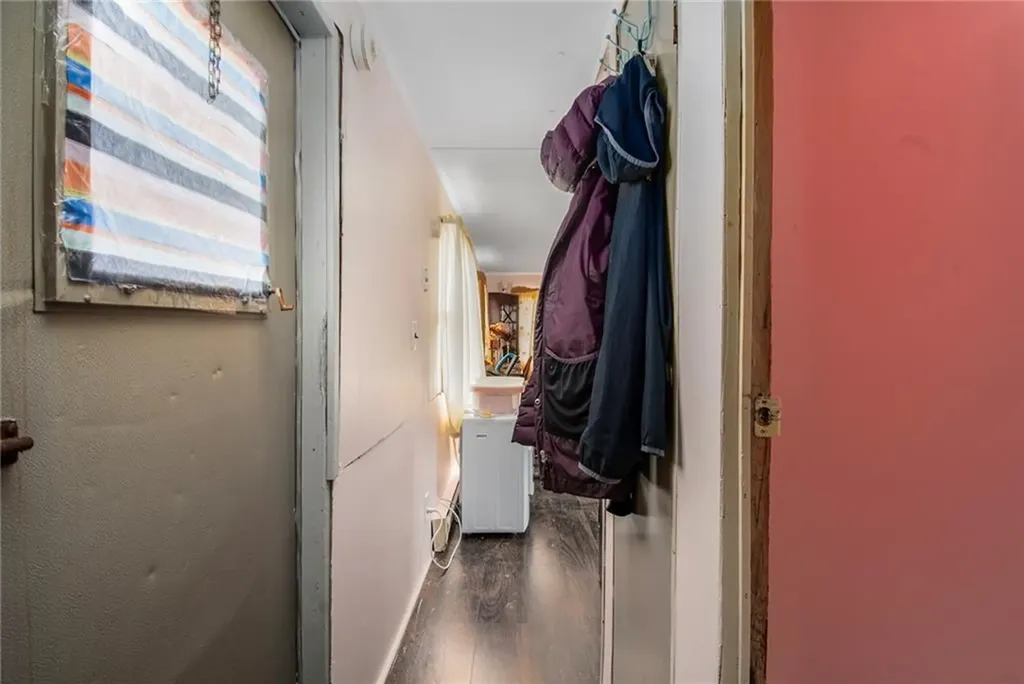 719 Forest Park Middletown RI 02842