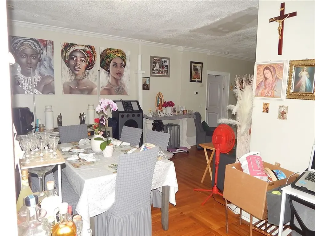 1915 Smith Street North Providence RI 02911