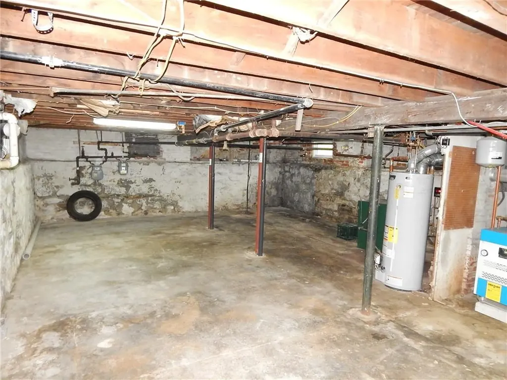 1915 Smith Street North Providence RI 02911