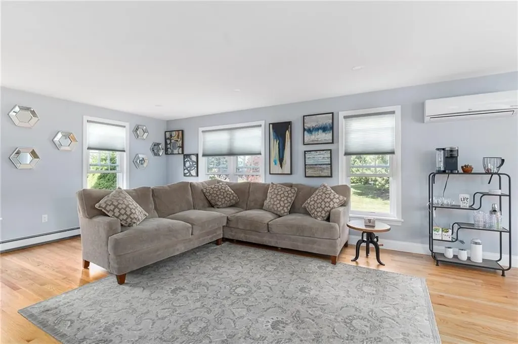 53 River Run Road Middletown RI 02842