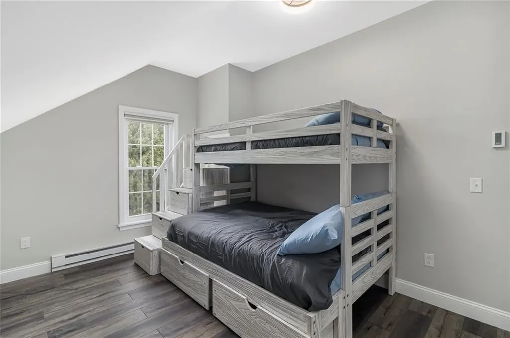 53 River Run Road Middletown RI 02842