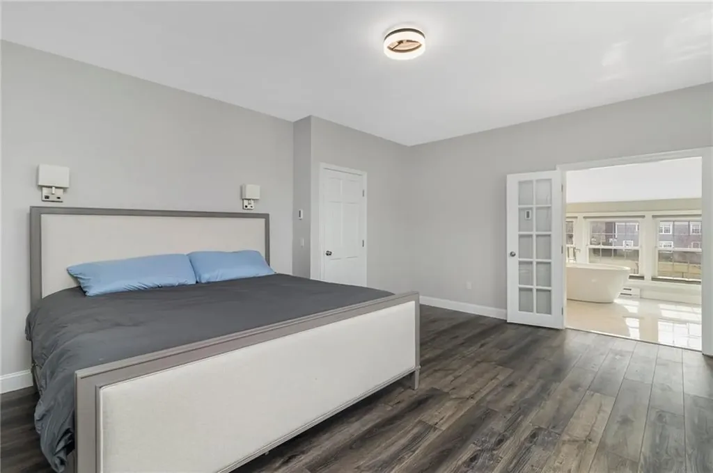 53 River Run Road Middletown RI 02842