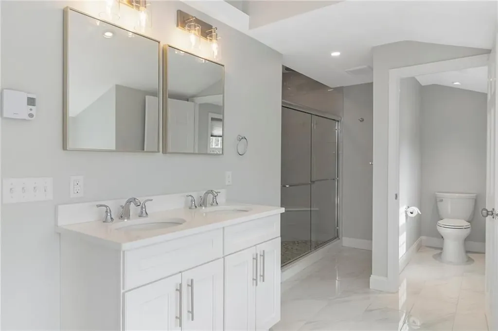 53 River Run Road Middletown RI 02842