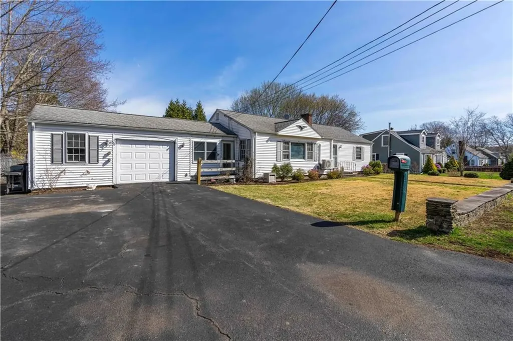 11 Terrace Drive Bristol RI 02809