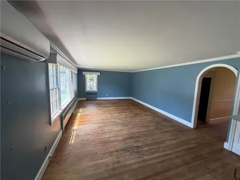 11 Terrace Drive Bristol RI 02809