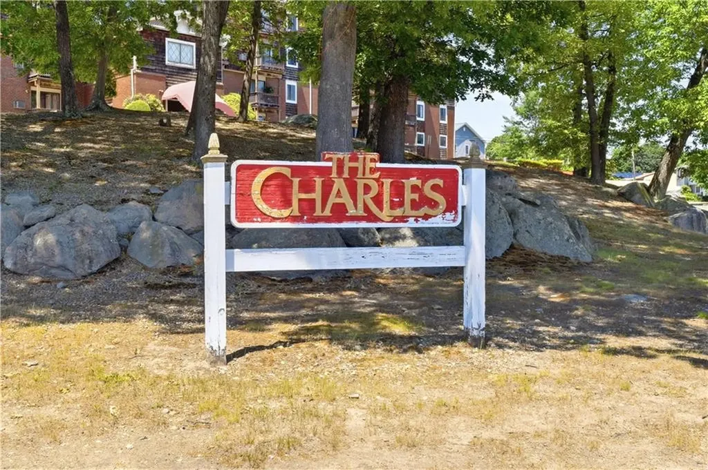 1190 Charles Street North Providence RI 02904