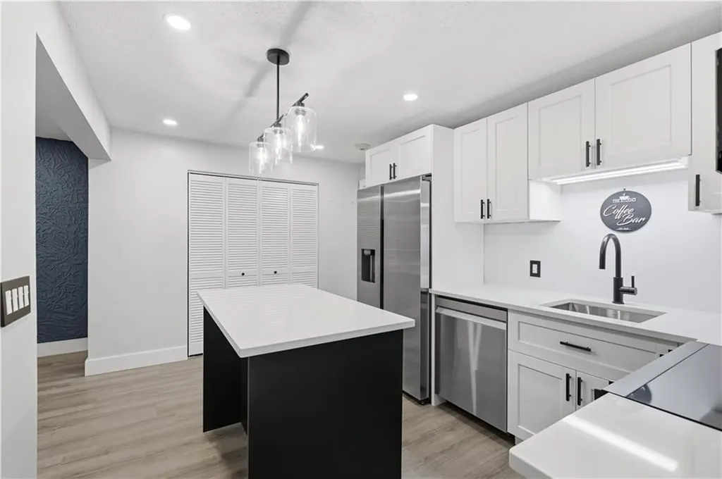 1190 Charles Street North Providence RI 02904