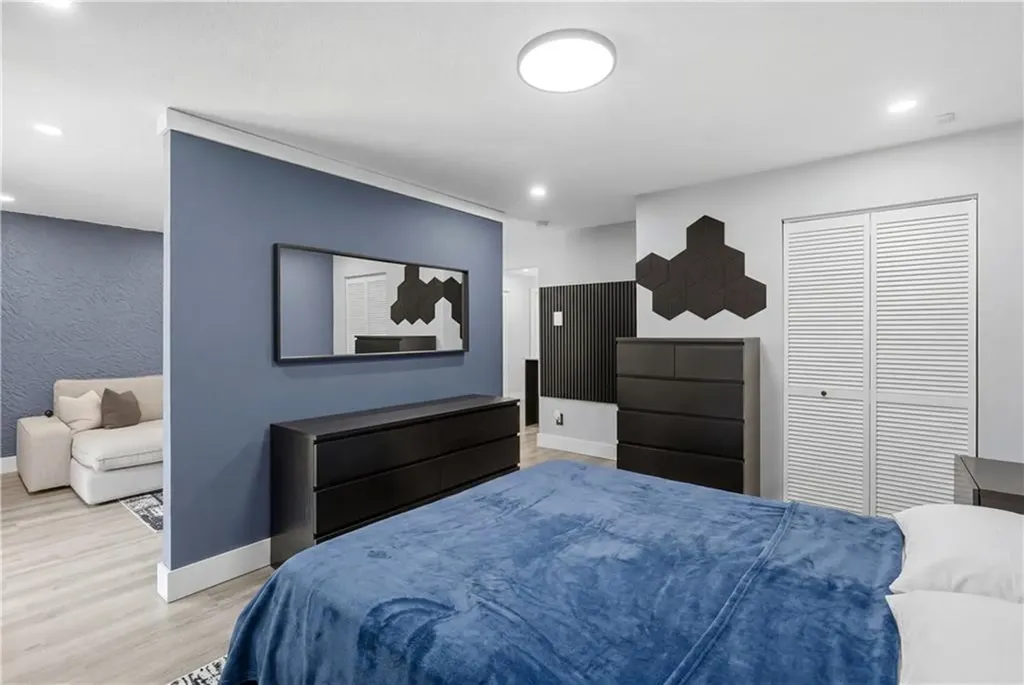 1190 Charles Street North Providence RI 02904
